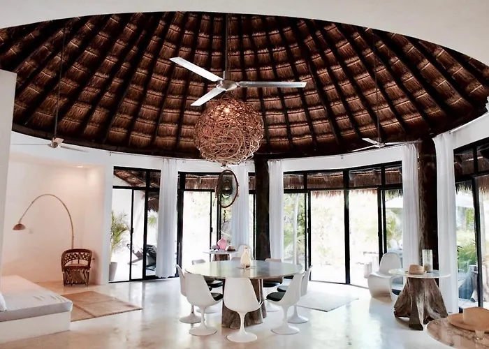 Casa-laha Hotel *