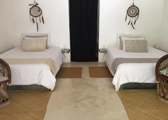 Casa-laha Hotel *