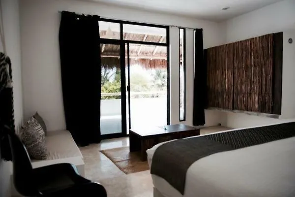 Casa-laha Hotel *